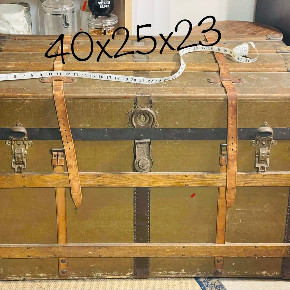 20th century Trunk